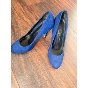 Rock and Republic Pumps Blue Faux Suede 4 in Heel Womans 7.5